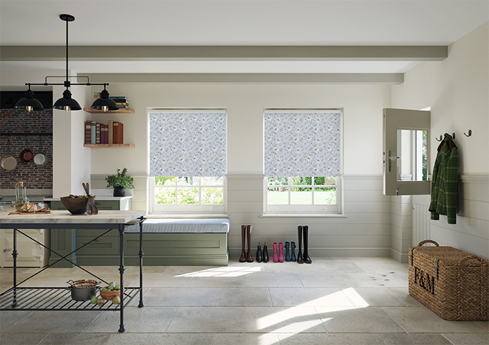 Floral Outlines, Eggshell Blue - Roller Blind - Image 8